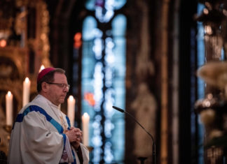 Pastoral practice on gay couples ‘has overtaken church teaching’ – The Tablet