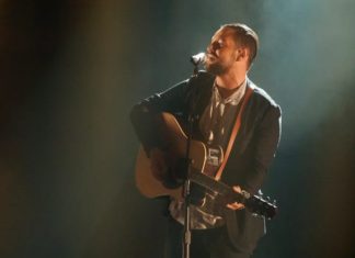 ‘American Idol’ judges weigh in on Caleb Kennedy controversy: ‘Challenging and upsetting’ – USA TODAY