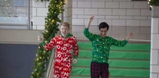 Gay Teens On ‘High School Musical’ Series Hope To Be The Representation They Never Had – HuffPost