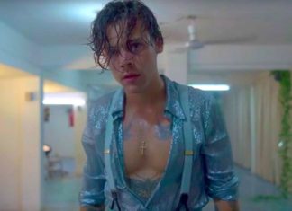 Harry Styles Is a Gay Cop in These On-Set ‘My Policeman’ Pics – Pride.com