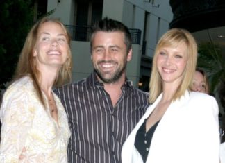 Joey from “Friends” was gay & closeted in joke cut from season 4 finale – LGBTQ Nation
