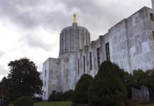 Legislation bars ‘gay panic’ defense in Oregon murder cases – Blue Mountain Eagle