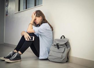 LGBT+ high school students told to ‘die’ in ‘appalling and terrifying’ graffiti daubed over a Pride flag – Yahoo Eurosport UK