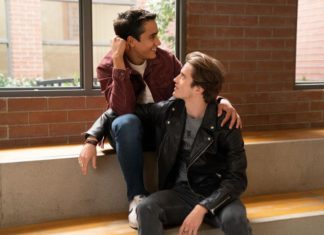 ‘Love, Victor’ Season 2 Trailer Hints At Gay Teen Romance, Family Drama – HuffPost