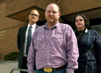 Man Convicted Of ‘Crime’ Of Gay Sex Will No Longer Have To Register As A Sex Offender – Yahoo Entertainment