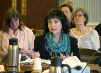 Mat-Su senator introduces bill to bar transgender girls from school sports – Alaska Public Media News