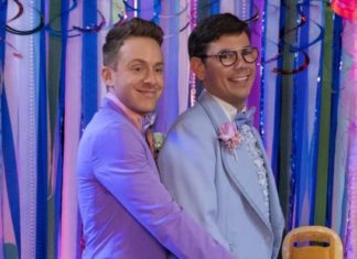 Netflix’s ‘Special’: Gay Sex on TV Has Never Been This Good—Or Important! – Yahoo News