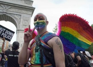 Why the LGBTQ community sidelined police for pride – News/Talk 94.9 WSJM