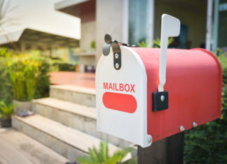 A gay couple endured years of anonymous hate mail. Then they found out who was sending it. – LGBTQ Nation