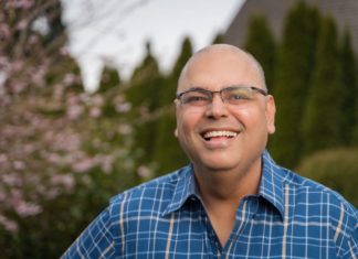 Courage To Come Back: Mental Health award recipient helps LGBTQ youth find their place in the world – News 1130