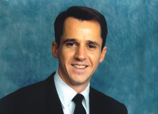 First Officer David Charlebois fought for recognition, helped change company culture – American Airlines Newsroom