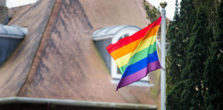 Florida Couple Fined for Displaying Gay Pride Flag in Front Yard – Complex