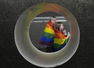Gay pride parade returns to Warsaw – Arkansas Online