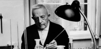 How Did a Gay Scientist of Jewish Descent Thrive Under the Nazis? – The New York Times