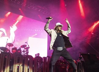 Kid Rock repeats homophobic slur in tweet about gay friends – Los Angeles Times