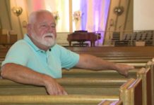 Members of Fort Lauderdale Gay Men’s Chorus leaning on each other following pride parade tragedy – WPLG Local 10