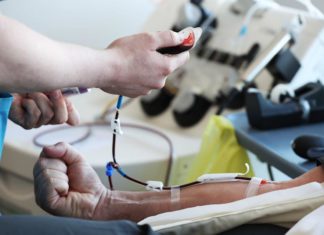 More gay and bisexual men able to give blood after landmark rule change – Yahoo Eurosport UK
