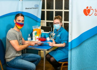 New rules mean more gay and bisexual men can now donate blood, platelets and plasma – Redditch Standard