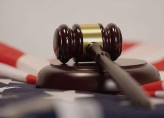 Police officer who faked long-term gay relationship to scam a $6 million inheritance found guilty of fraud – Yahoo Eurosport UK