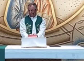 Priest under investigation for homophobic slur-filled sermon about a gay reporter – PinkNews