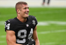 Raiders Defensive Lineman Carl Nassib Becomes NFL’s First Openly Gay Active Player – Sports Illustrated
