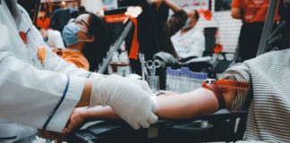 Rep. Demings Shows Support for ADVANCE Study That Could Make it Easier for LGBTQ People to Give Blood – WMFE