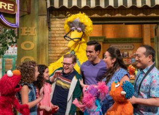 ‘Sesame Street’ Makes History By Introducing New Family With Two Gay Dads – Romper