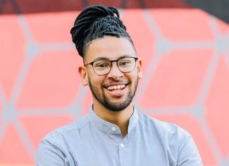 Texas – yes, Texas – just elected its first ever openly gay Black officeholder – Yahoo Eurosport UK