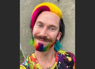 Volunteers paint targeted gay man’s house in rainbow stripes – Arkansas Online
