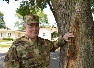 Wisconsin Air Guard Chaplain Reflects On Serving As Openly Gay Woman – AF.mil