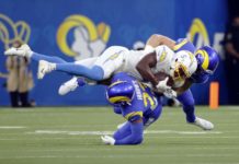 Chargers edge Rams 13-6 in SoFi’s first game with fans – WPLG Local 10