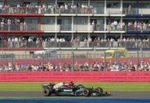Covid-19 and sport: Government data shows mass participation events can happen ‘safely’ – BBC News