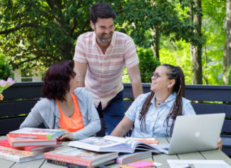 Gay Atlanta HGTV star lands Discovery+ show ‘Mind for Design’ – Project Q Atlanta