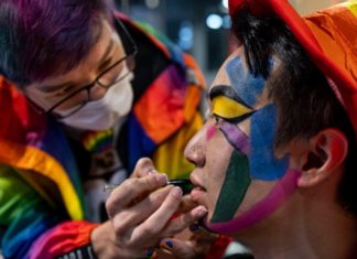 Gay Hong Kong activist facing lengthy jail sentence for ‘criticising government’ – PinkNews