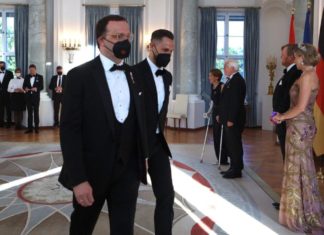 German minister slams Vatican for ‘blessing guinea pigs, not gay people’ – PinkNews