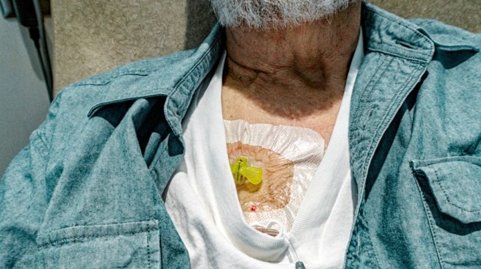 How to Sleep with a Chemo Port: Suggestions and Precautions - Healthline