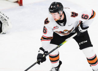 Luke Prokop, an N.H.L. Prospect, Announces He’s Gay – The New York Times