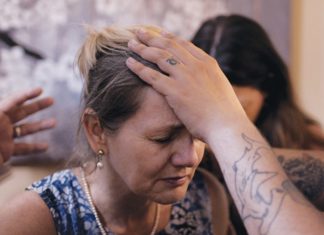 Netflix Documentary ‘Pray Away’ Explores ‘Gay Reprogramming’ – goqnotes.com – QNotes