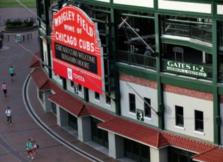 Out at Wrigley celebrates the 20th anniversary of its trendsetting ‘gay day’ Sunday – Chicago Tribune