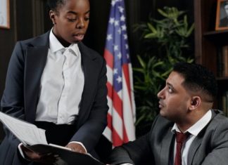 Selendy & Gay seeks to ‘support & nurture’ attorneys of color – HR Dive