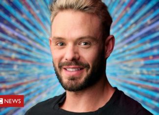 Strictly Come Dancing: John Whaite to be in first all-male partnership – BBC News