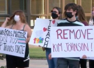 Teacher Accused of Saying Gay People ‘Unwanted,’ Girls ‘Cry Rape’ – Yahoo News
