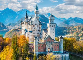The Best Places to Travel in October – Condé Nast Traveler