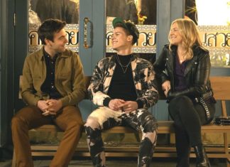 ‘The Other Two’ is a Can’t-Miss Satire of Celebrity – Film School Rejects