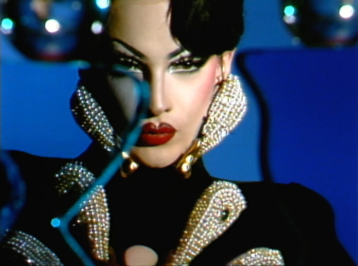 Violet Chachki and Allie X Have a Lamp Problem - Interview - Interview - Interview