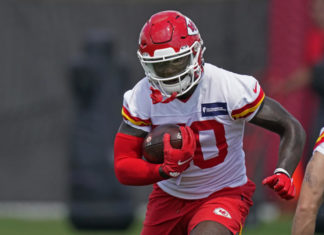 WATCH: Chiefs LB Willie Gay Jr. mic’d up during offseason workouts – Yahoo Sports
