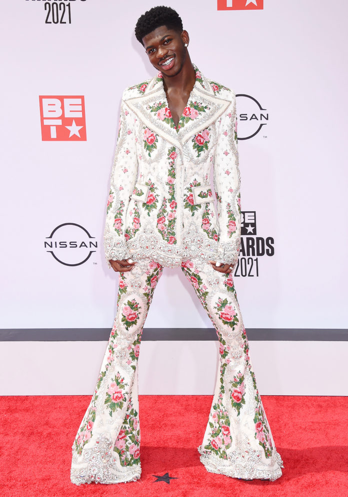 Who is Lil Nas X dating?… – The US Sun | LGBT Breaking News