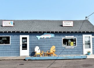 7 Best Fall Experiences On Michigan’s Keweenaw Peninsula – TravelAwaits