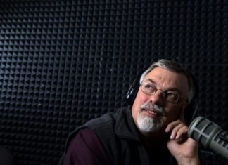 Anti-gay radio host Bob Enyart, who shamefully mocked AIDS victims, dies with COVID-19 – Yahoo News UK
