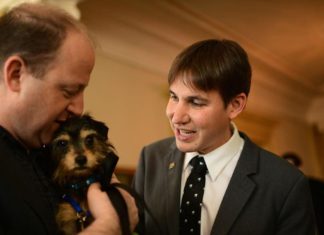 Colorado’s Jared Polis weds in first same-sex marriage for sitting governor – Yahoo News